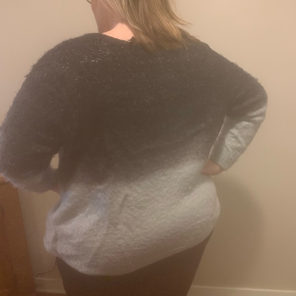 Blue sweater - Picture 2 of 2